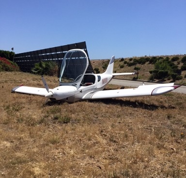 single engine plane crashed at Santa Monica Airport May 22, 2016.