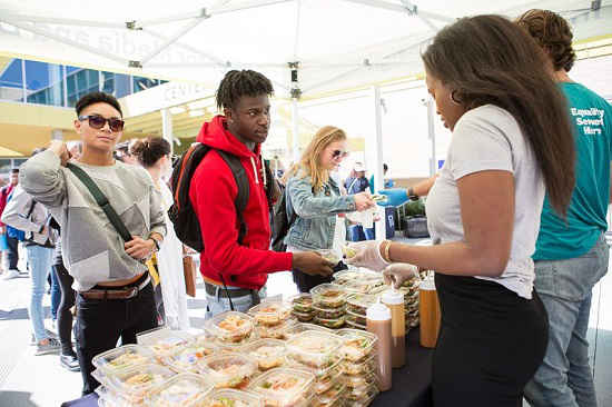 Students sample offerings at Everytable opening