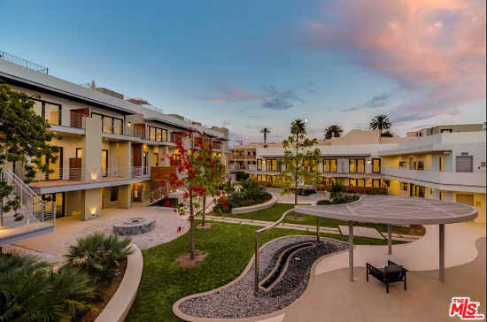 Refurbished 1950s Santa Monica Apartment Complex Sells for $70 Million